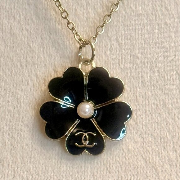 Upcycled CC Camellia Black Enamel & Pearl Pendant Necklace 18" w/ Gift Box - Picture 4 of 8